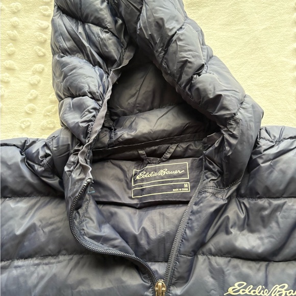 Eddie Bauer Navy and Teal Puffer Jacket • Size M - Picture 7 of 8